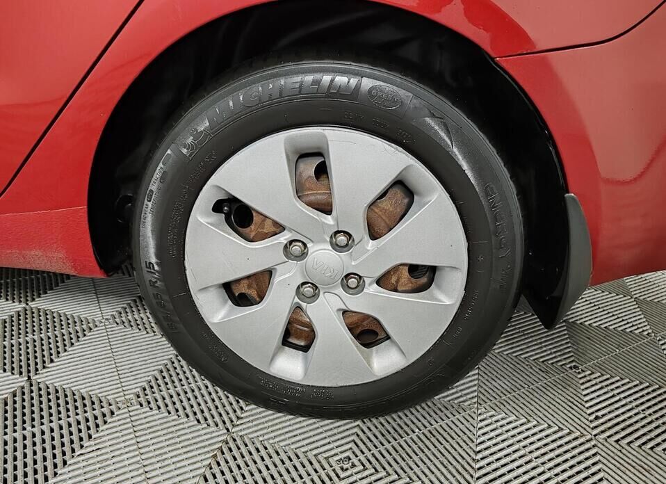 Kia Rio, III 4-speed 1.6 AT (123 л.с.)