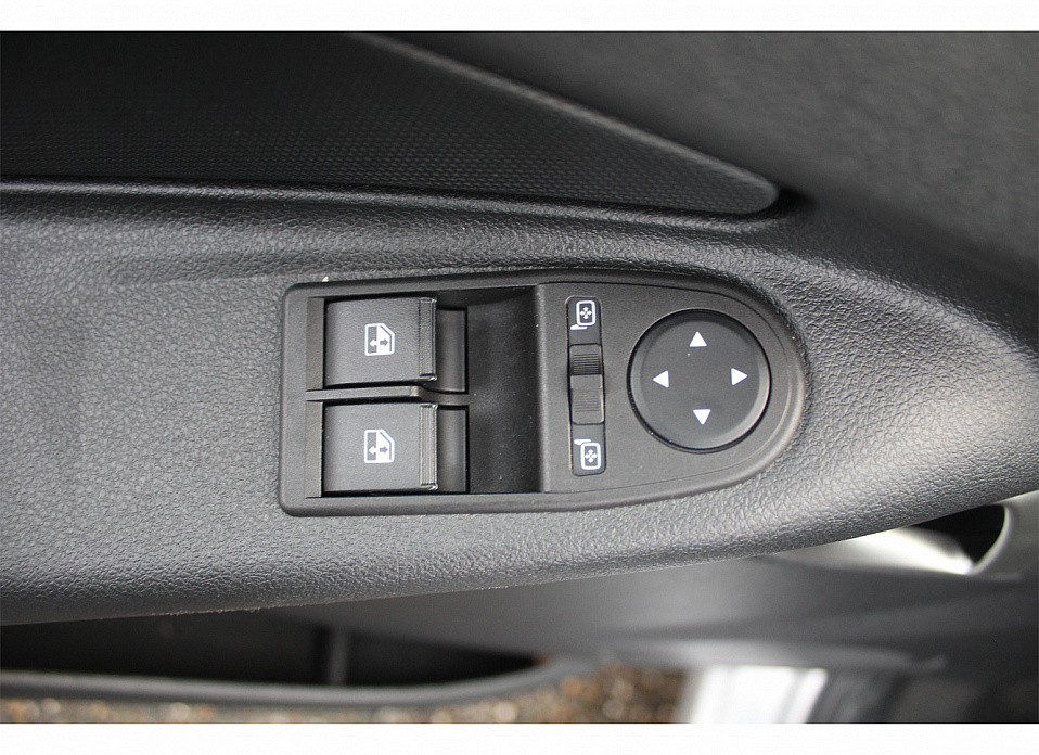 LADA (ВАЗ) Granta, I Рестайлинг Euro-2 1.6 MT (90 л.с.)