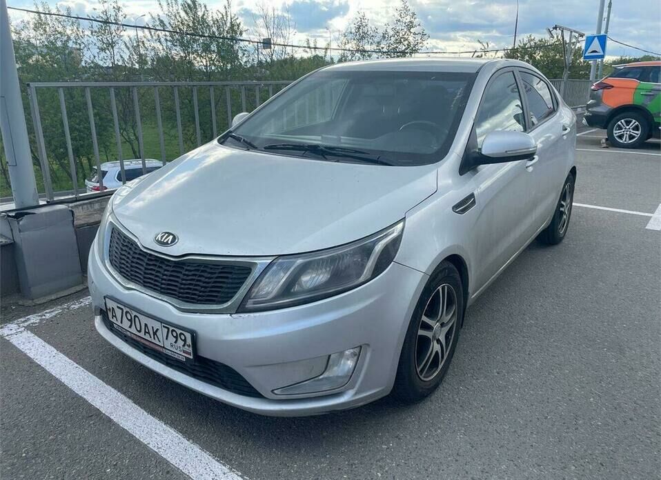 Kia Rio 4-speed 1.6 AT (123 л.с.)