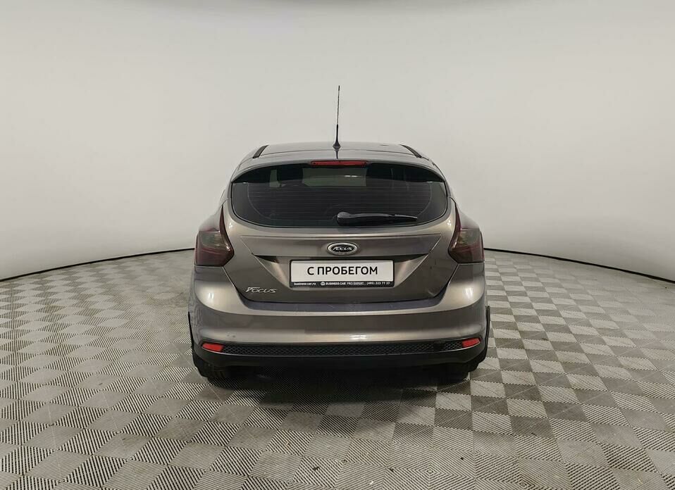 Ford Focus 1.6 MT (125 л.с.)