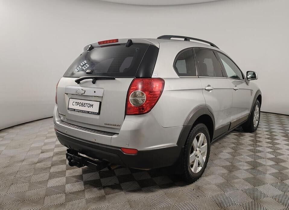 Chevrolet Captiva 2.4 MT (136 л.с.) 4WD