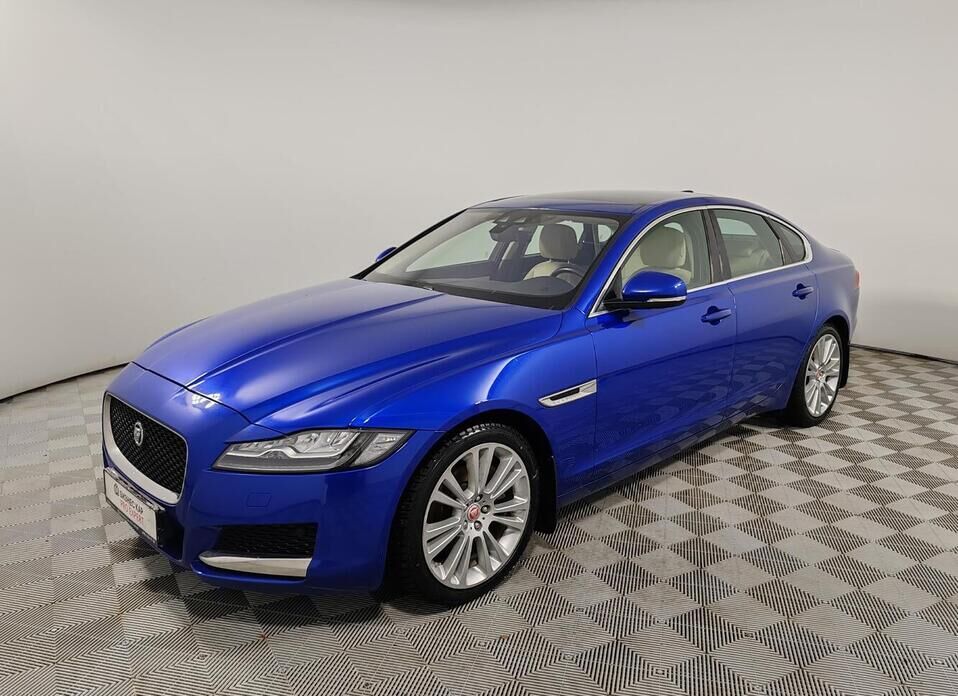 Jaguar XF, II 2.0 AT (200 л.с.)