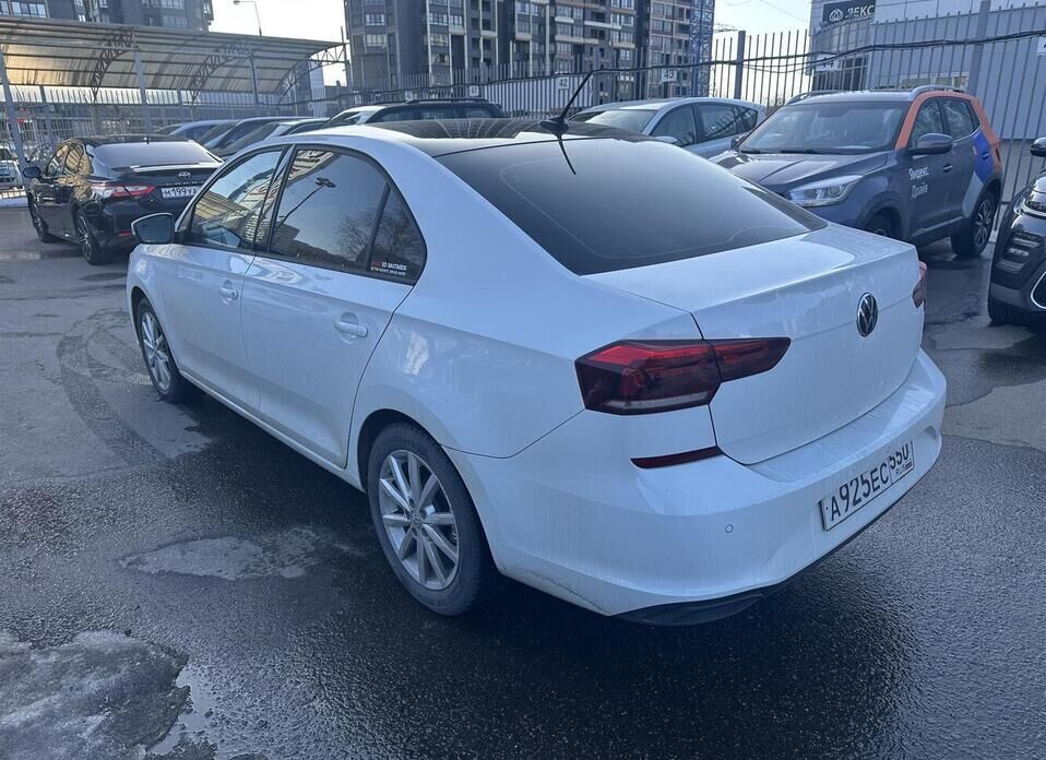 Volkswagen Polo, VI 1.4 AMT (125 л.с.)
