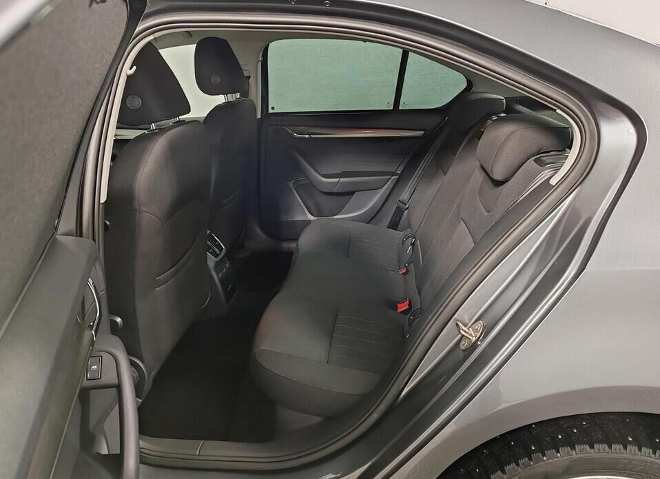 Skoda Octavia, III (A7) Рестайлинг 1.4 AMT (150 л.с.)