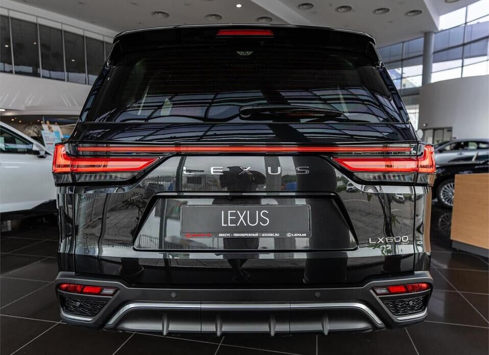 Lexus LX, IV 600 3.5 AT (415 л.с.) 4WD