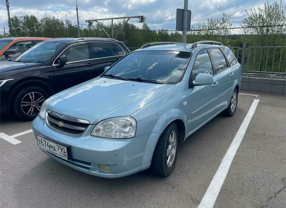 Chevrolet Lacetti 1.6 MT (109 л.с.)