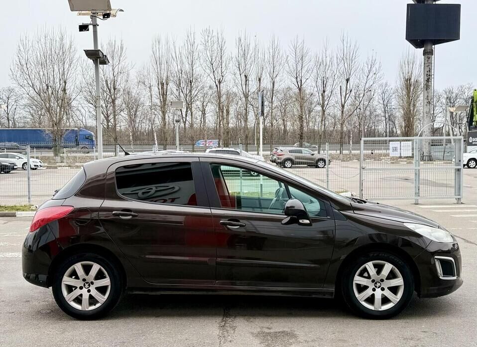 Peugeot 308, I Рестайлинг 1.6 AT (120 л.с.)