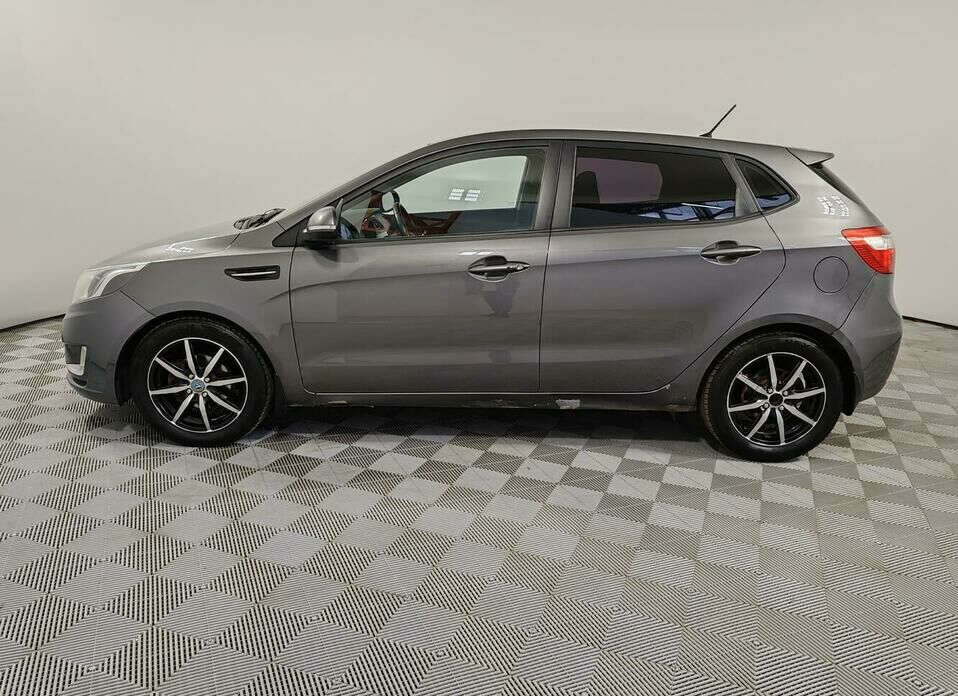 Kia Rio 4-speed 1.6 AT (123 л.с.)