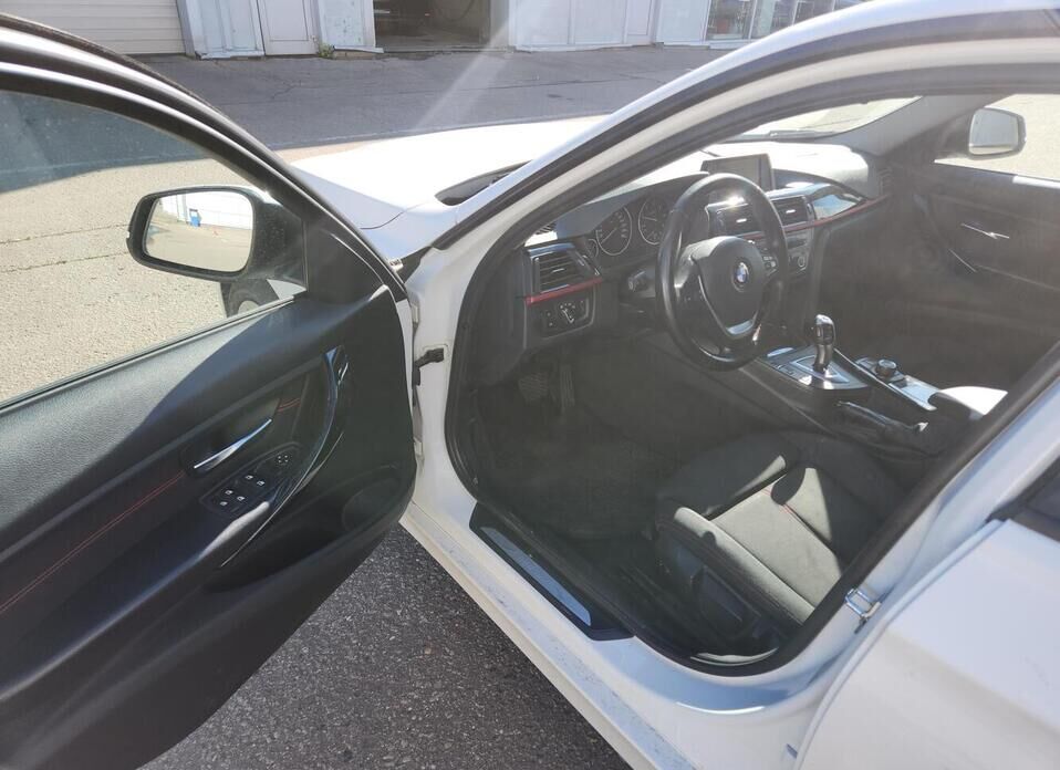 BMW 3 серии 320d 2.0d AT (184 л.с.)