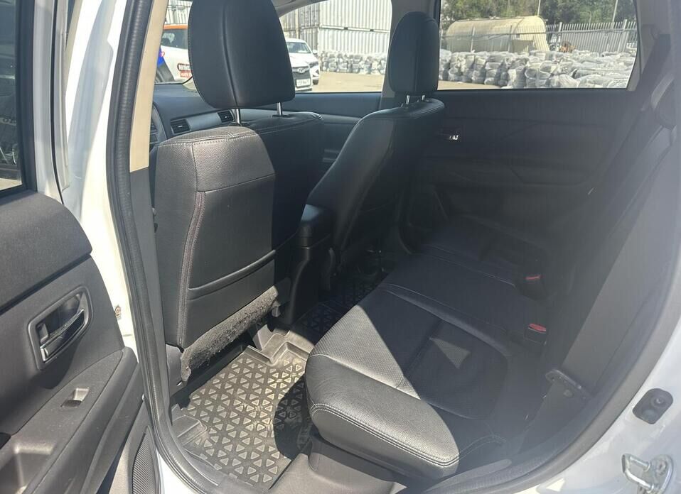 Mitsubishi Outlander, III 2.4 CVT (167 л.с.) 4WD