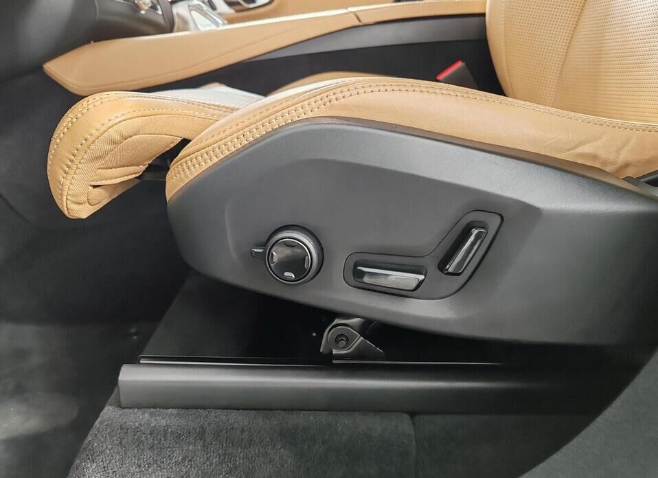 Volvo XC90, II Рестайлинг B5 2.0d AT (235 л.с.) 4WD