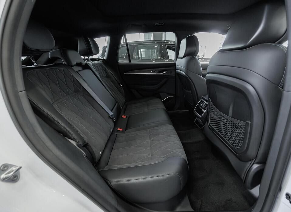 Geely Monjaro, I 2.0 AT (238 л.с.) 4WD