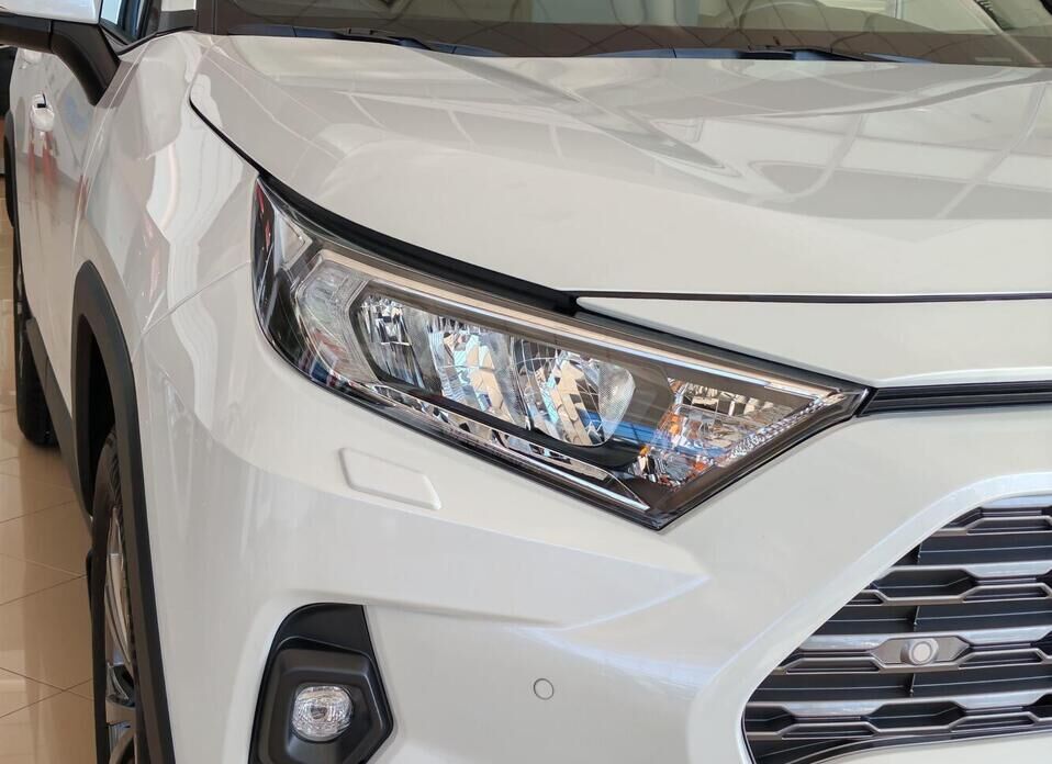 Toyota RAV4, V (XA50) 2.0 CVT (173 л.с.) 4WD