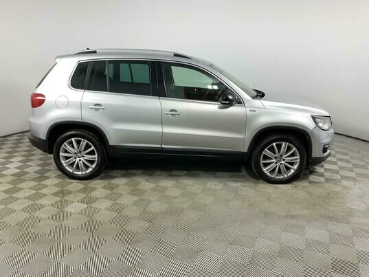 Volkswagen Tiguan, 2013 г., 138 092 км