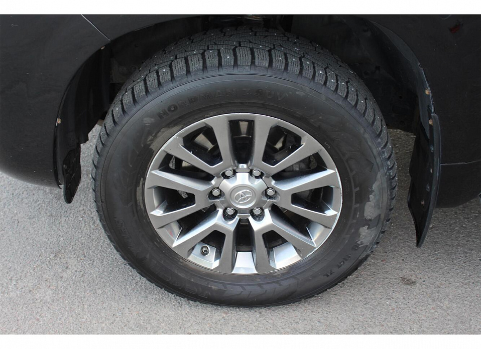 Toyota Land Cruiser Prado, 150 Series Рестайлинг 2 2.8d AT (177 л.с.) 4WD