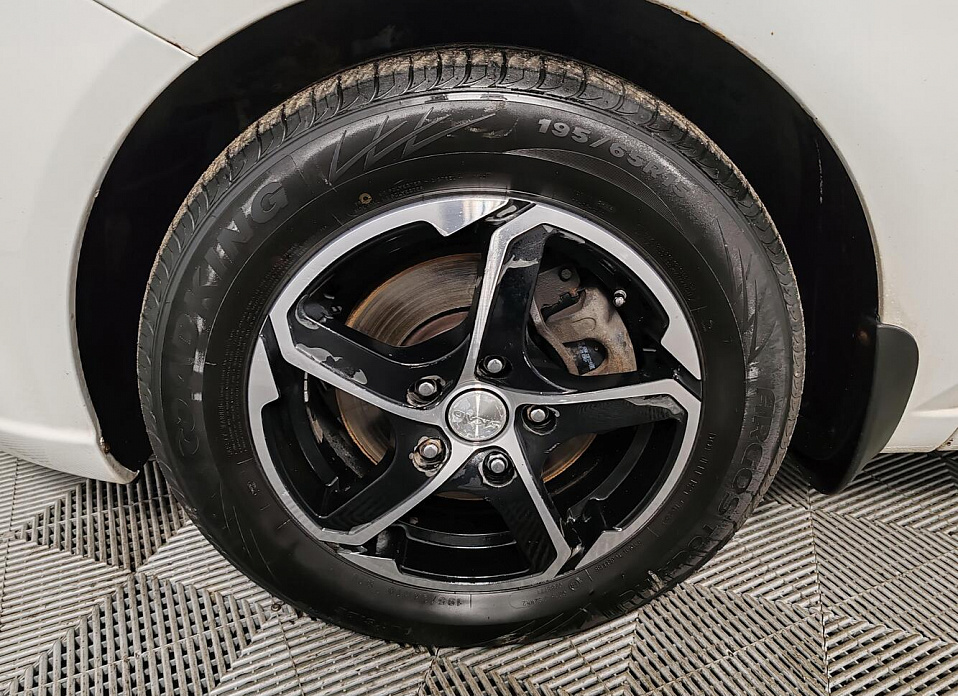 Kia Cerato, II 5-speed 1.6 MT (126 л.с.)