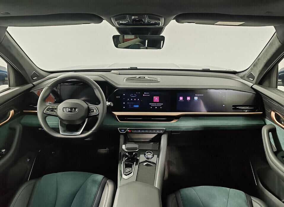 Geely Monjaro 2.0 AT (238 л.с.) 4WD