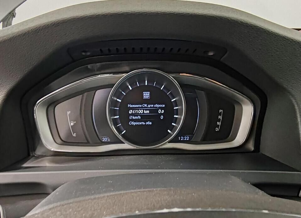 Volvo S60 Cross Country 2.0 AT (245 л.с.) 4WD