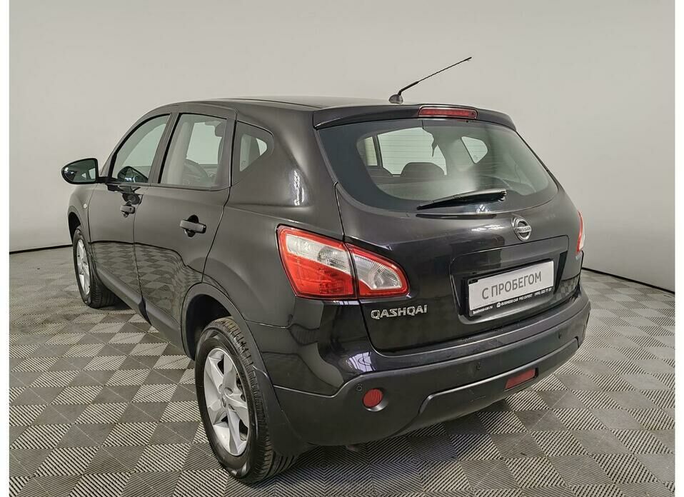 Nissan Qashqai 2.0 MT (141 л.с.) 4WD
