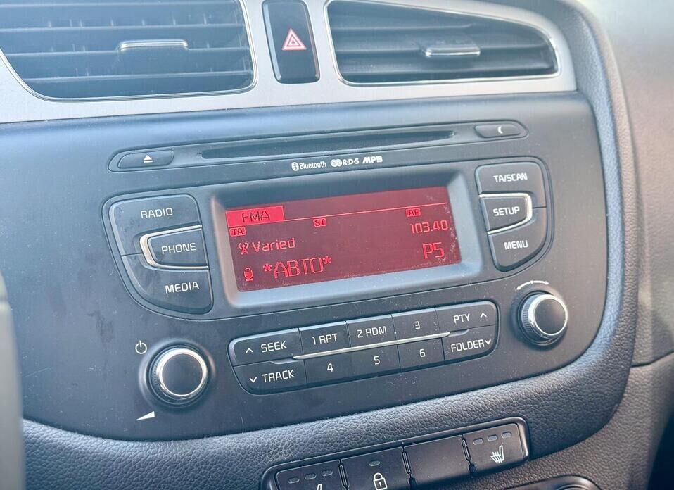 Kia Ceed, II 1.6 MT (129 л.с.)