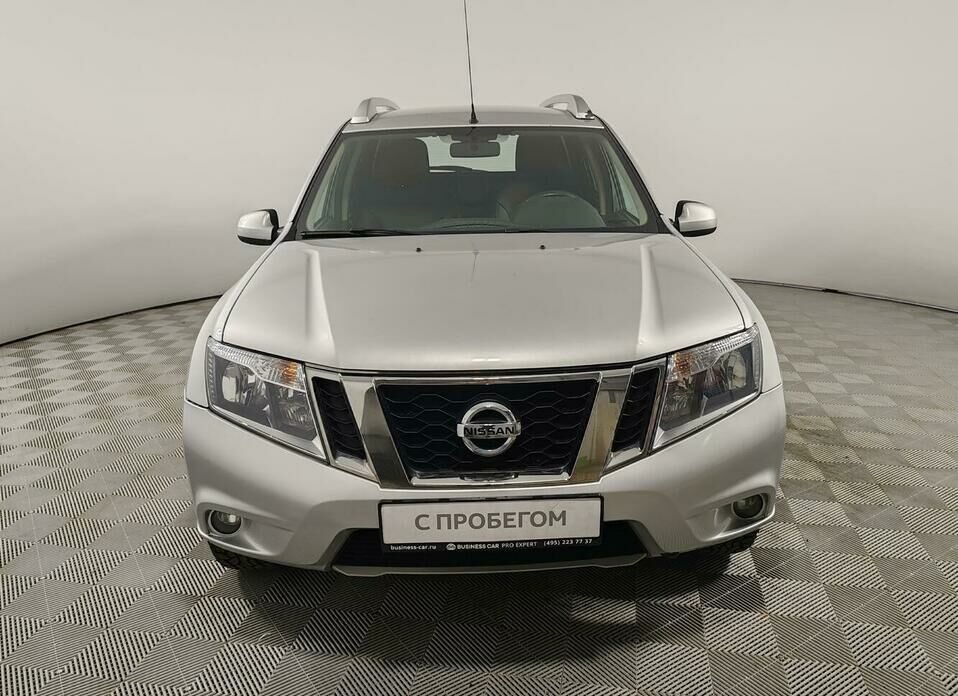 Nissan Terrano 2.0 AT (143 л.с.) 4WD