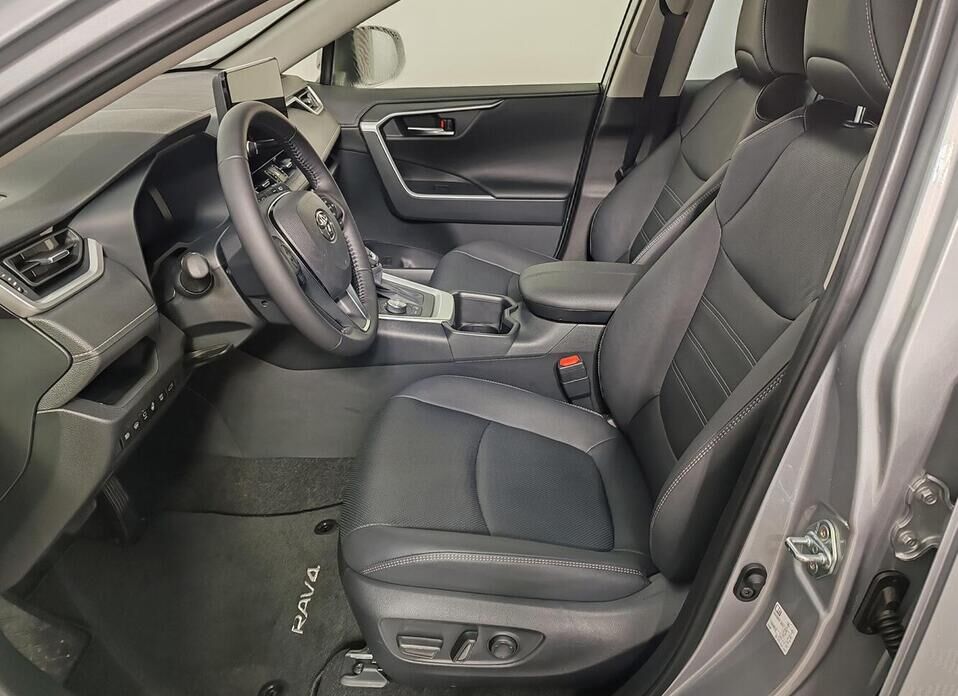 Toyota RAV4, V (XA50) 2.0 CVT (173 л.с.) 4WD