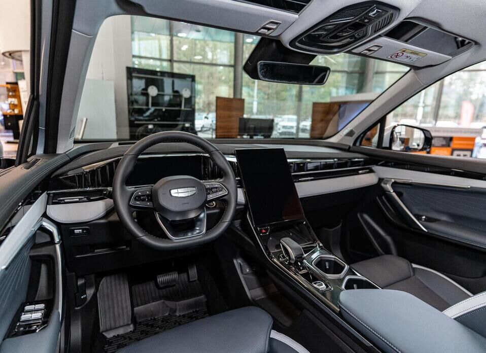 Geely Atlas 2.0 AT (200 л.с.) 4WD
