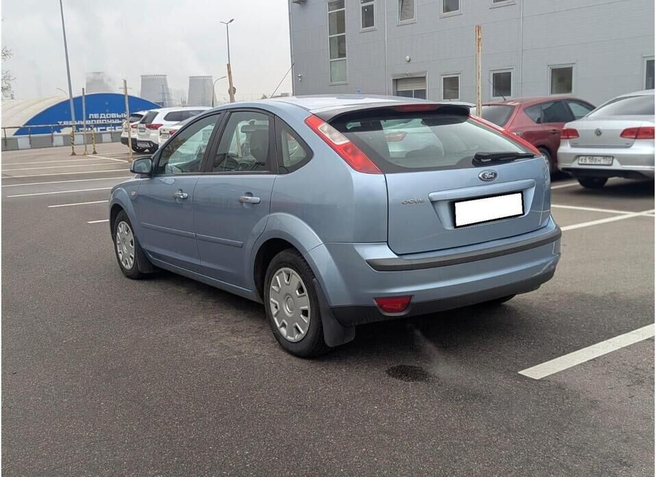 Ford Focus, II 1.6 MT (100 л.с.)