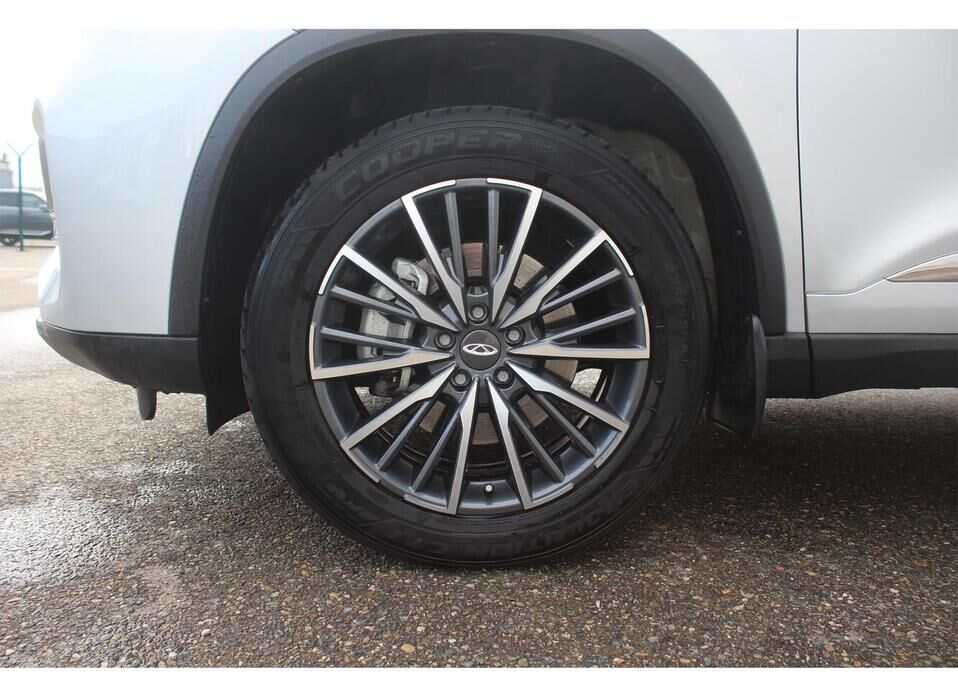 Chery Tiggo 8 Pro e+ 1.5hyb AT (235 л.с.)