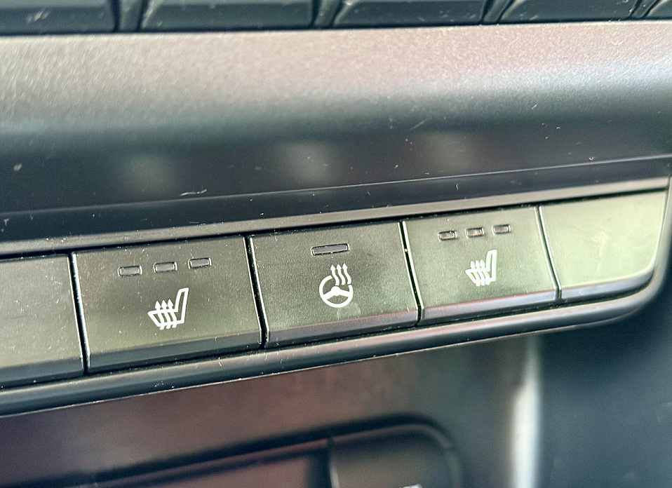 Kia Sportage, IV 2.0 AT (150 л.с.)