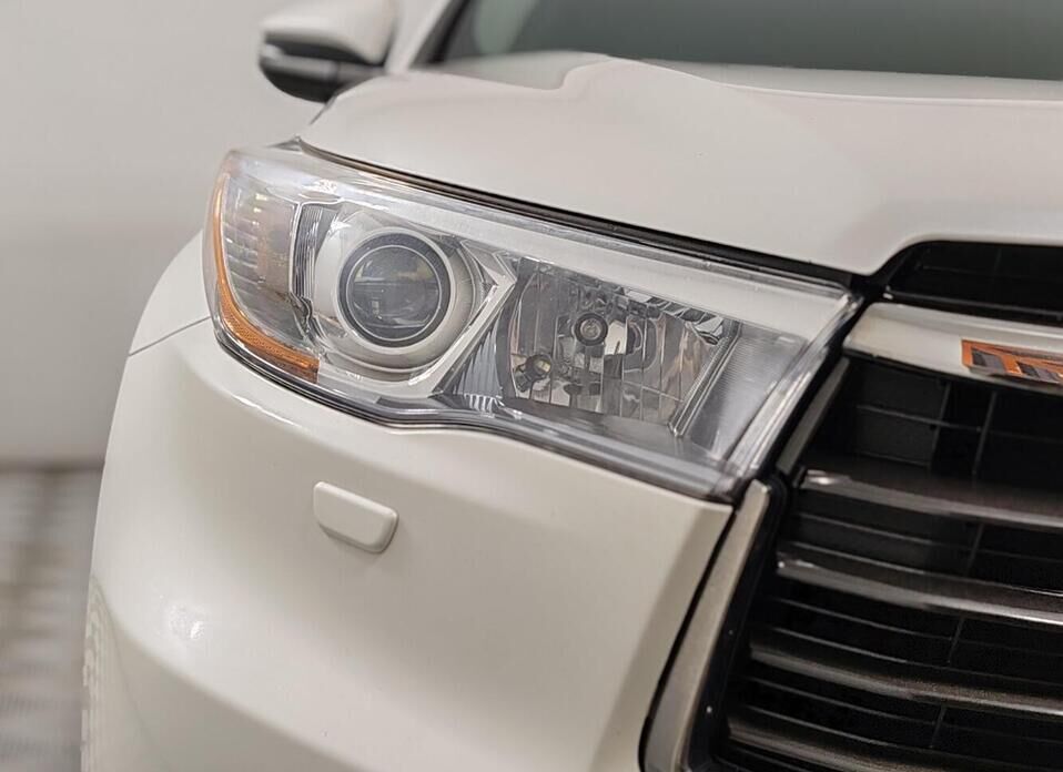 Toyota Highlander 3.5 AT (249 л.с.) 4WD