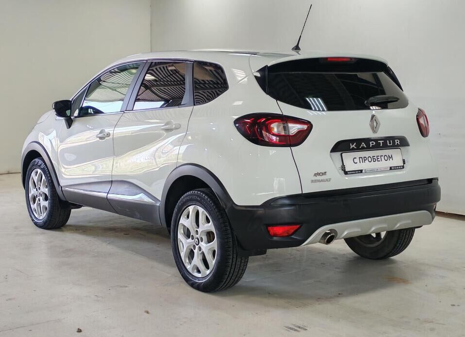 Renault Kaptur 1.6 MT (114 л.с.)