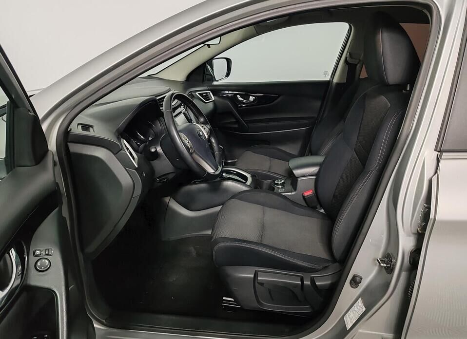 Nissan Qashqai, II 2.0 CVT (144 л.с.) 4WD