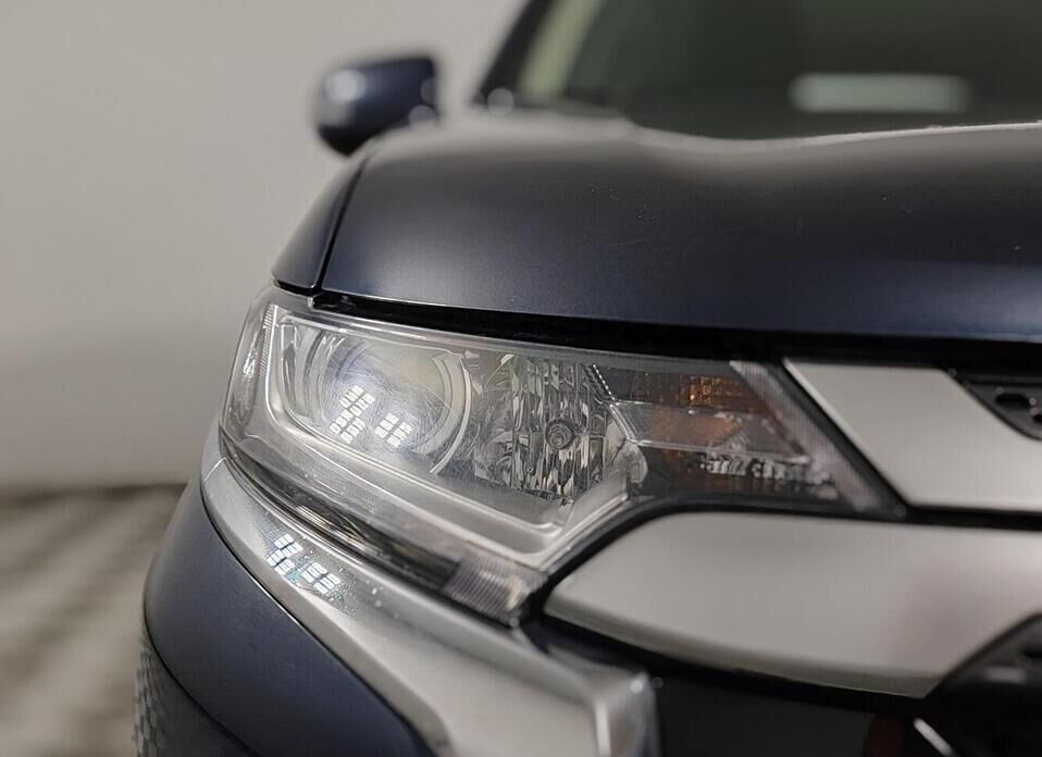 Mitsubishi Outlander, III Рестайлинг 3 2.0 CVT (146 л.с.)