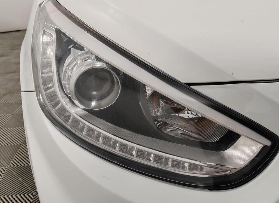 Hyundai Solaris 1.6 AT (123 л.с.)