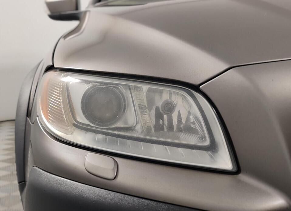 Volvo XC70, II 2.4d AT (163 л.с.) 4WD