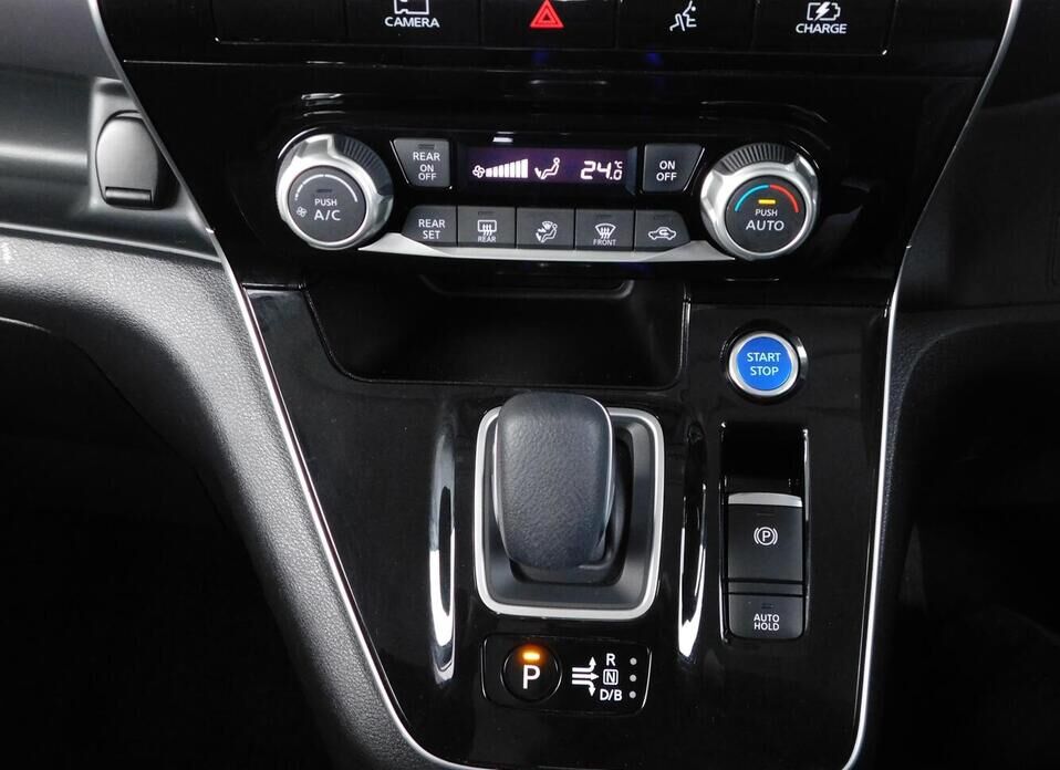 Nissan Serena, V (C27) Рестайлинг 1.2hyb AT (84 л.с.)