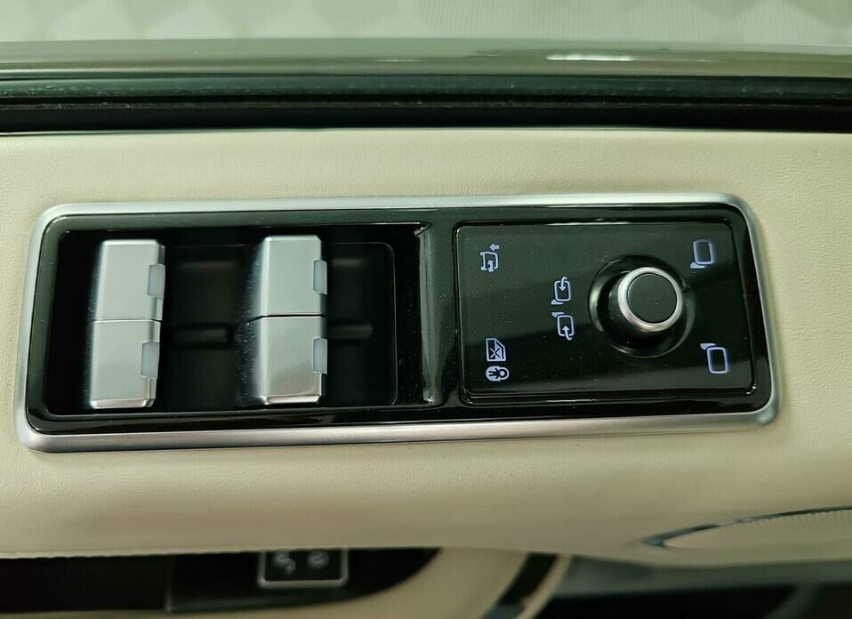 Land Rover Range Rover Long 4.4d AT (339 л.с.) 4WD