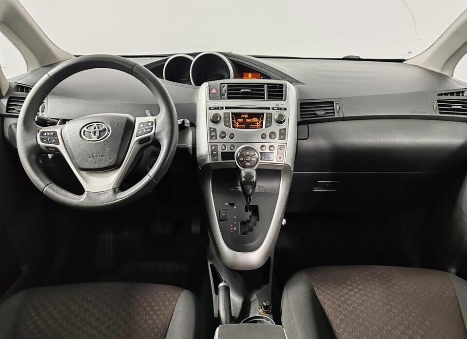 Toyota Verso, I 1.8 CVT (147 л.с.)