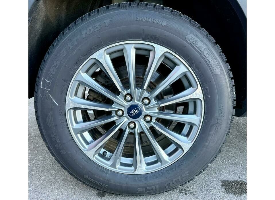 Ford Kuga 2.5 AT (150 л.с.)