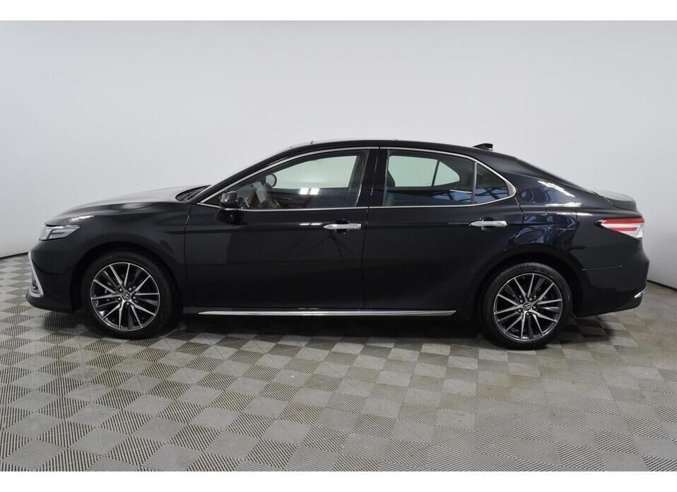 Toyota Camry 2.5 AT (206 л.с.)