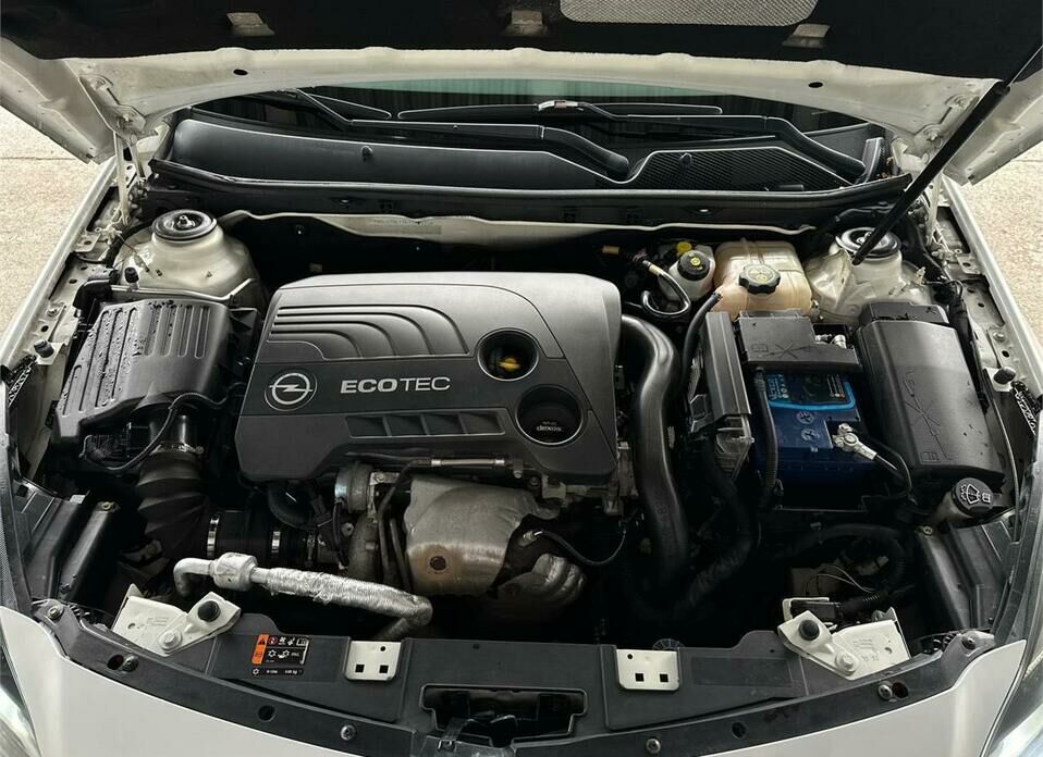 Opel Insignia 1.6 AT (170 л.с.)