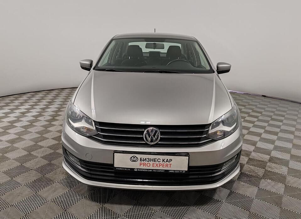 Volkswagen Polo, V Рестайлинг 1.6 AT (110 л.с.)
