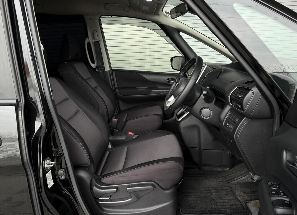 Nissan Serena, V (C27) 2.0hyb CVT (150 л.с.)