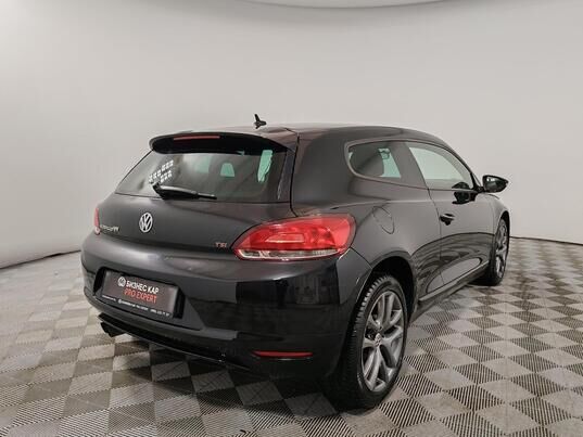 Volkswagen Scirocco, 2010&nbsp;г., 240&nbsp;461&nbsp;км