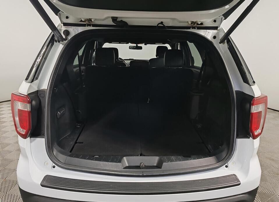 Ford Explorer 3.5 AT (249 л.с.) 4WD