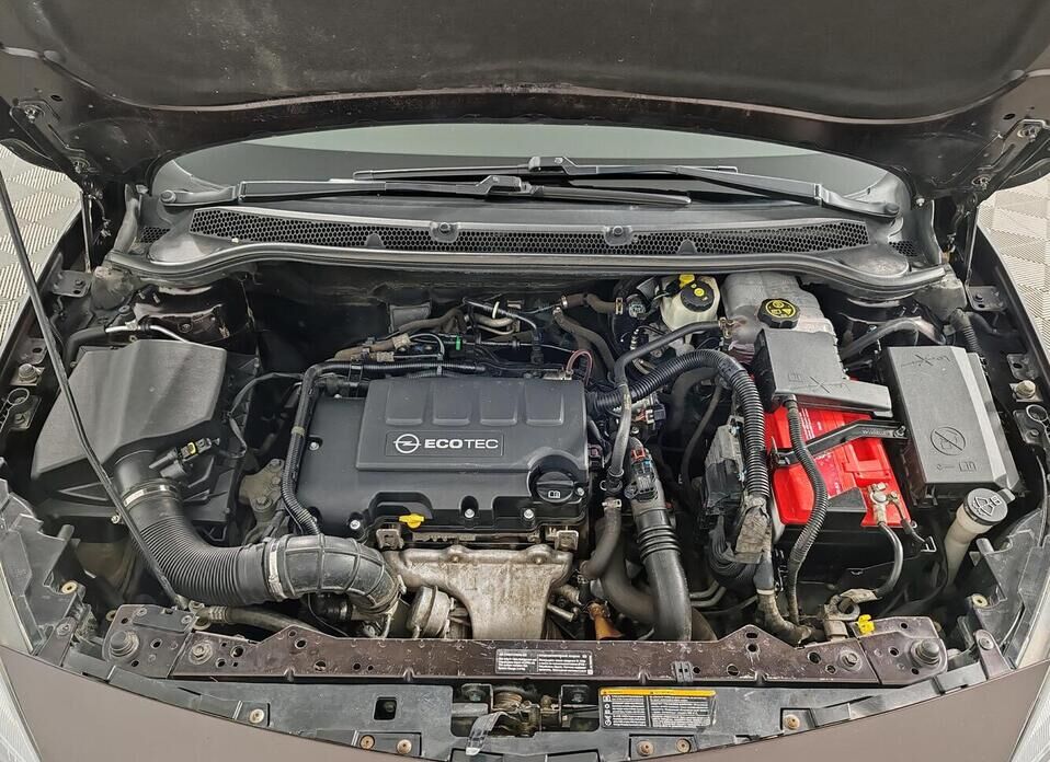 Opel Astra, J Рестайлинг 1.4 AT (140 л.с.)