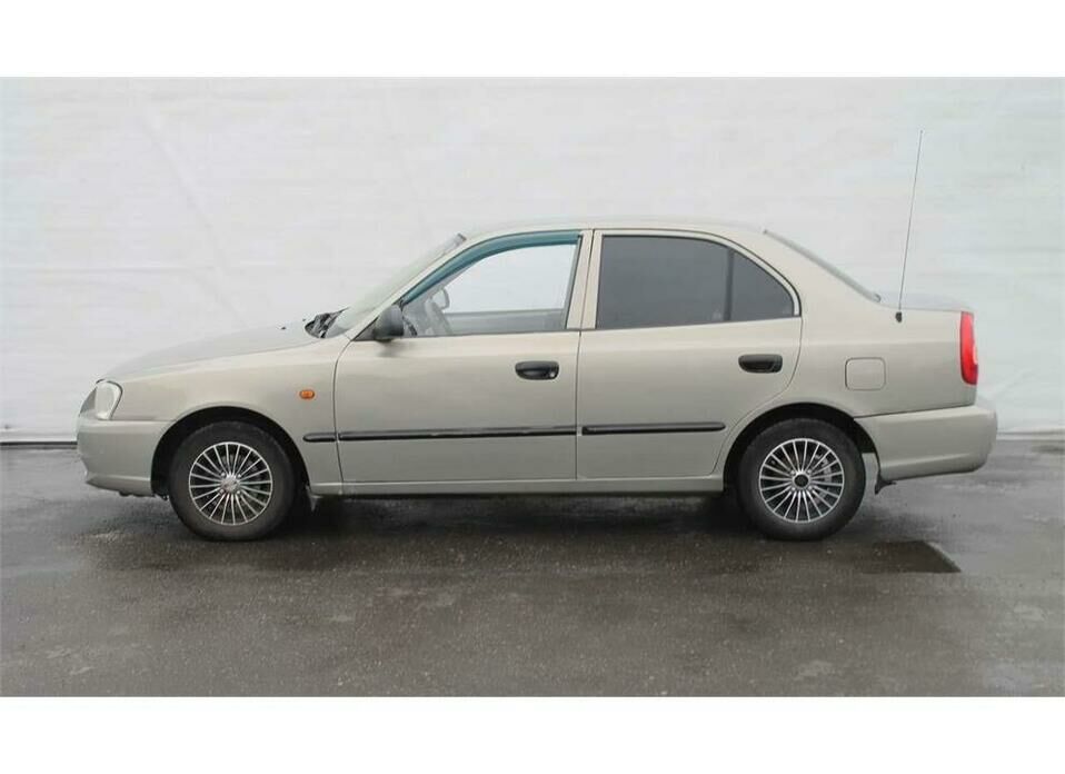 Hyundai Accent 1.5 AT (102 л.с.)