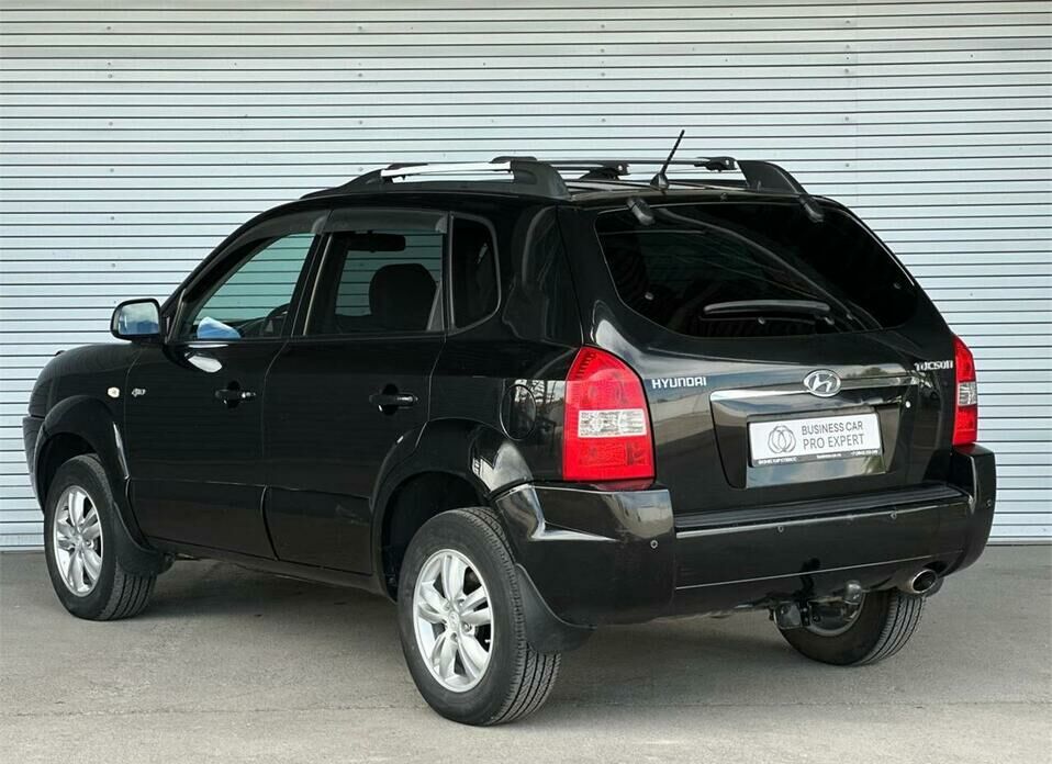 Hyundai Tucson 2.0 AT (140 л.с.) 4WD