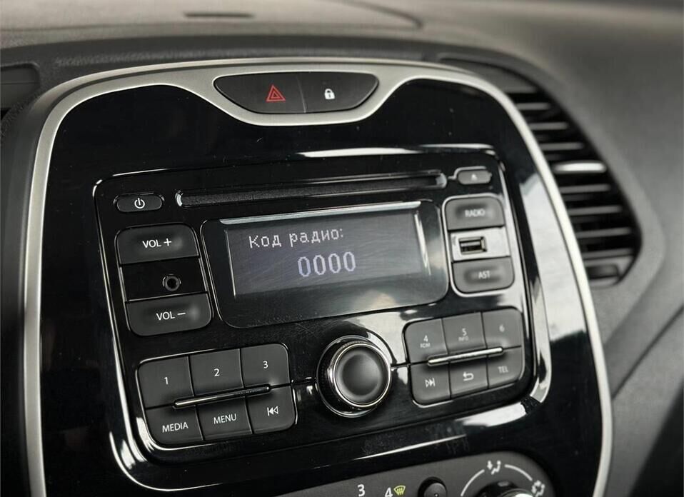 Renault Kaptur 1.6 CVT (114 л.с.)